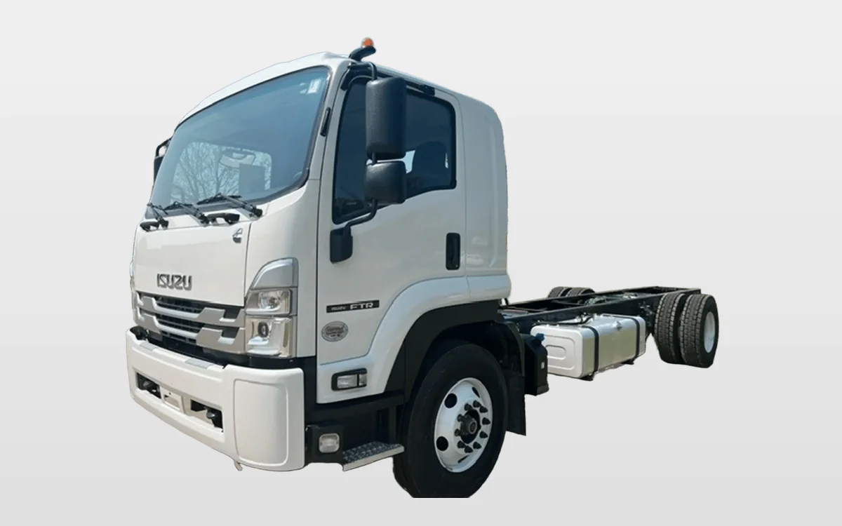 2025 Isuzu FTR - image 1
