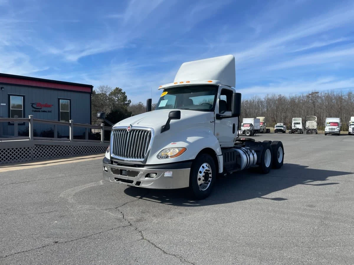 2019 International LT in North Little Rock, AR