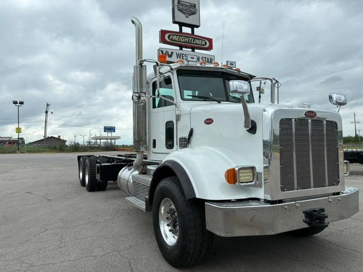 2014 Peterbilt 365