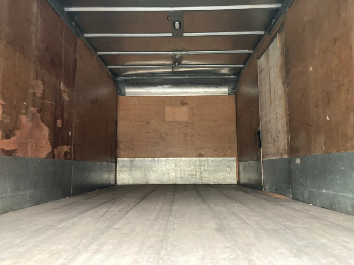 2014 Freightliner M2 106 - image 7