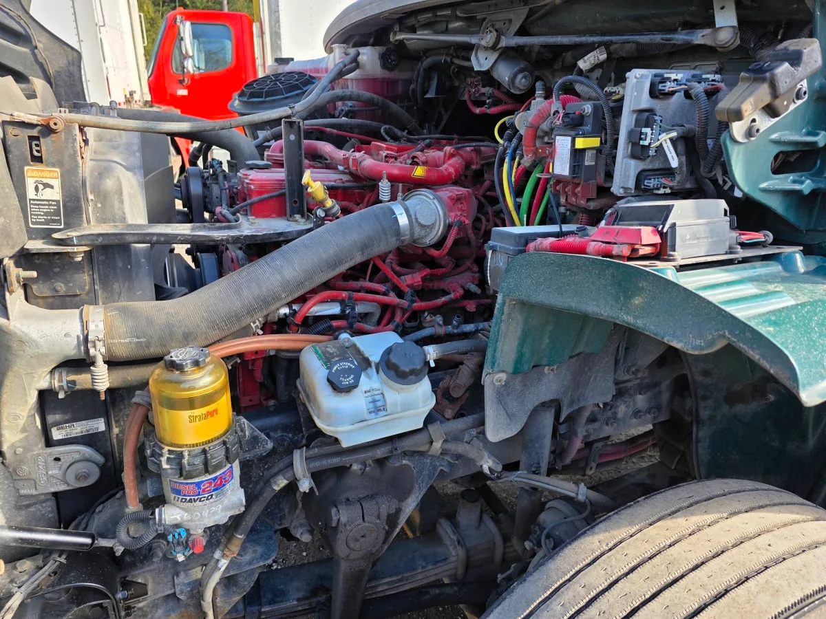 2017 Freightliner M2 106 - image 9