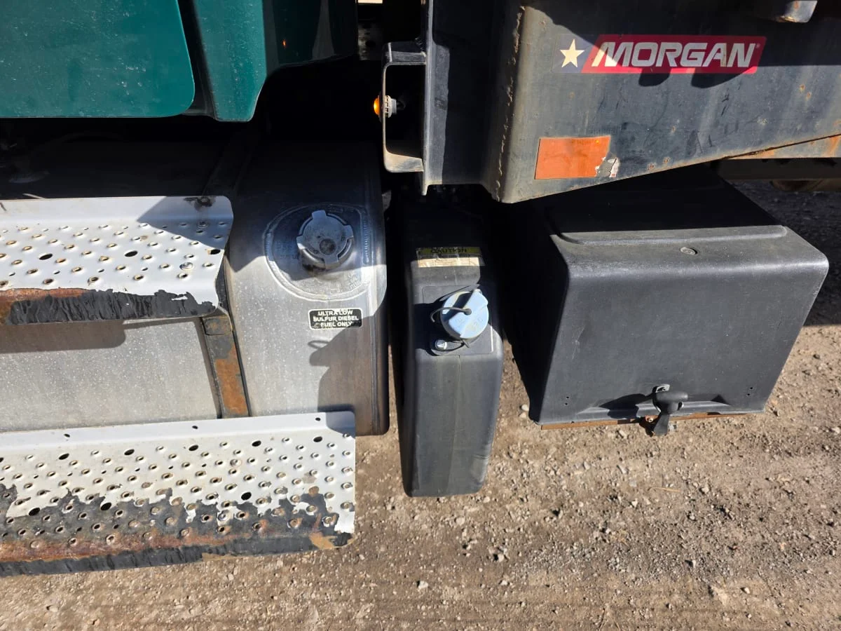 2017 Freightliner M2 106 - image 12