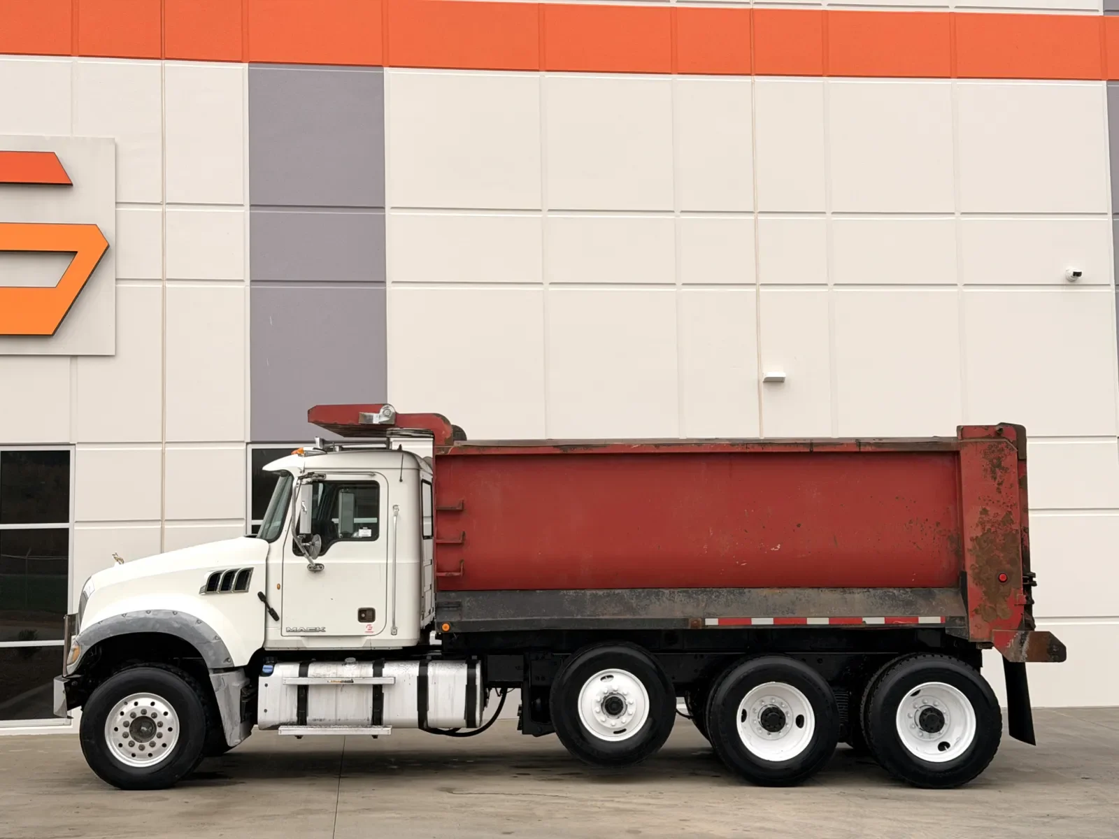 2011 Mack Granite in Greer, SC — photo 5