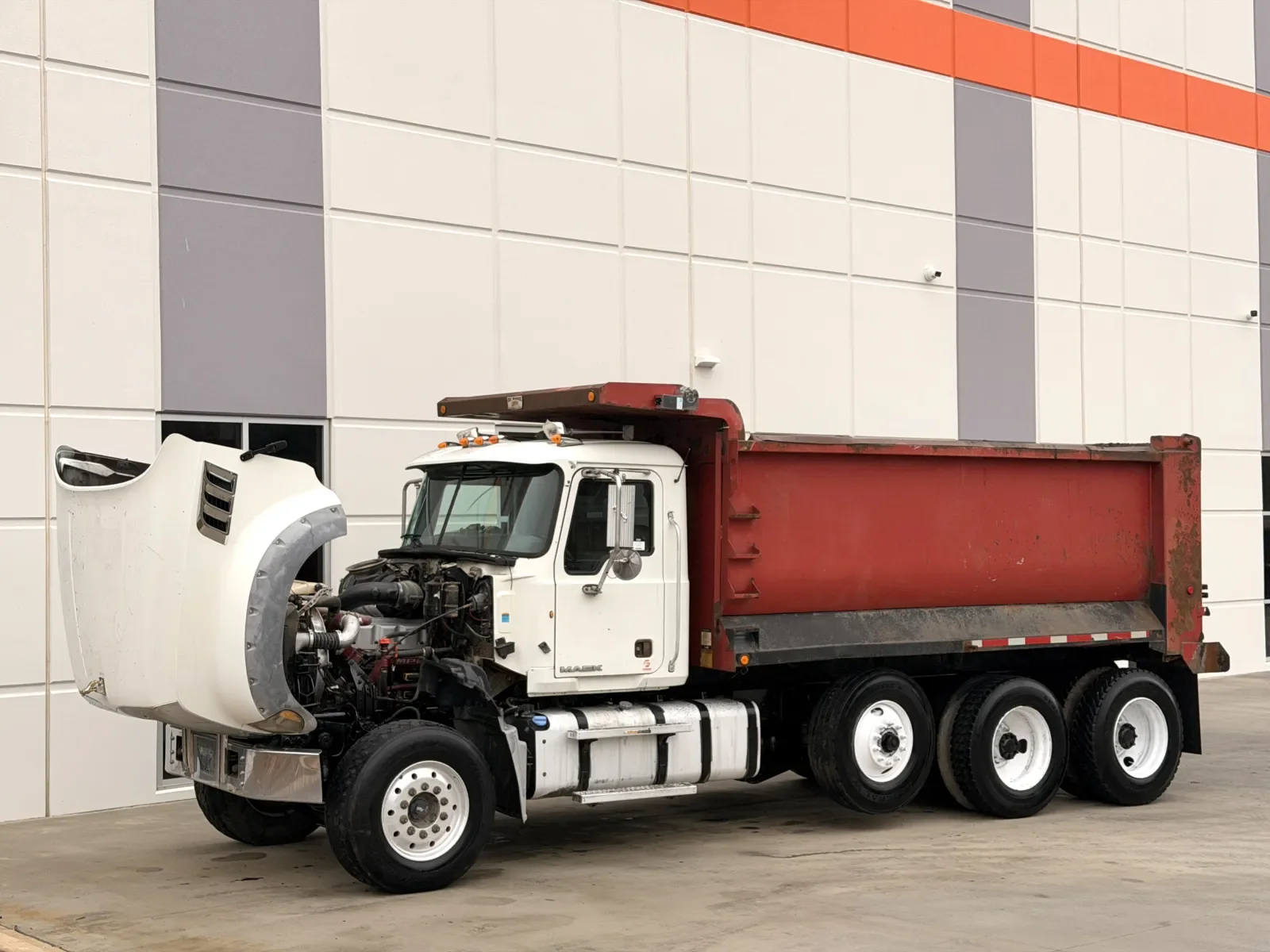 2011 Mack Granite in Greer, SC — photo 11
