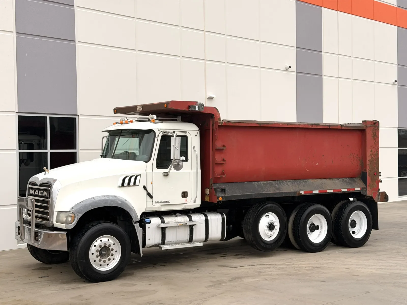 2011 Mack Granite in Greer, SC — photo 3
