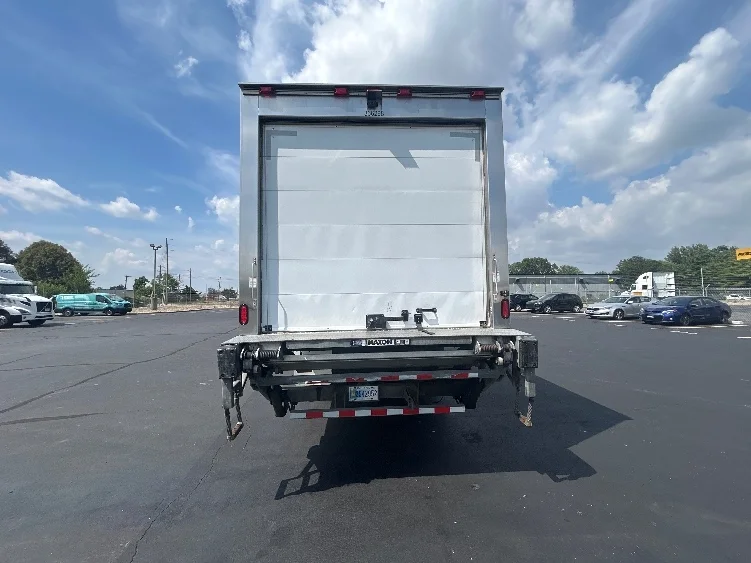 2020 Freightliner M2 112 in Indianapolis, IN — photo 7