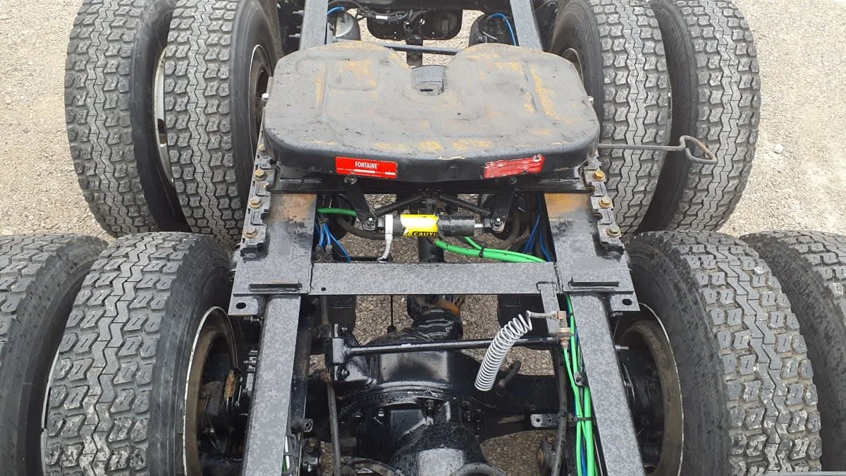 2019 Freightliner Cascadia - image 12