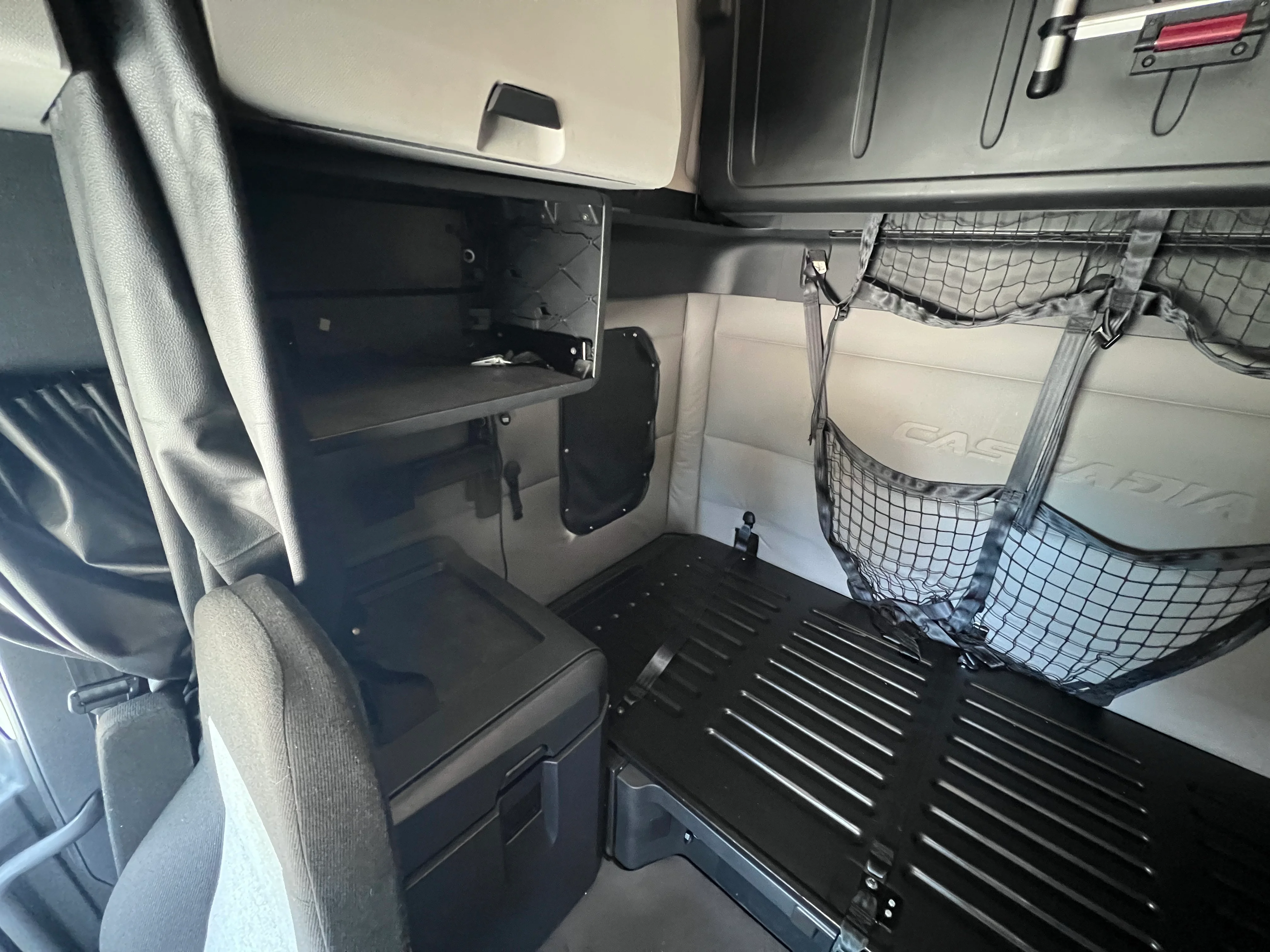 2021 Freightliner Cascadia in Nashville, TN — photo 20