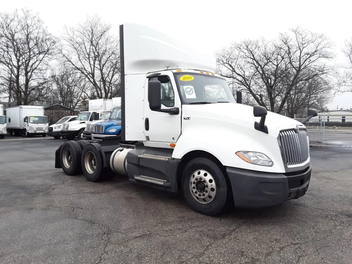 2020 International LT in Hilliard, OH — photo 3