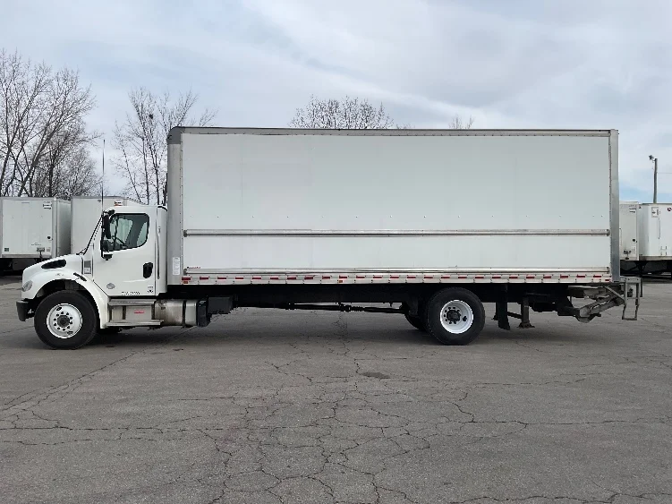 2022 Freightliner M2 106 - image 4