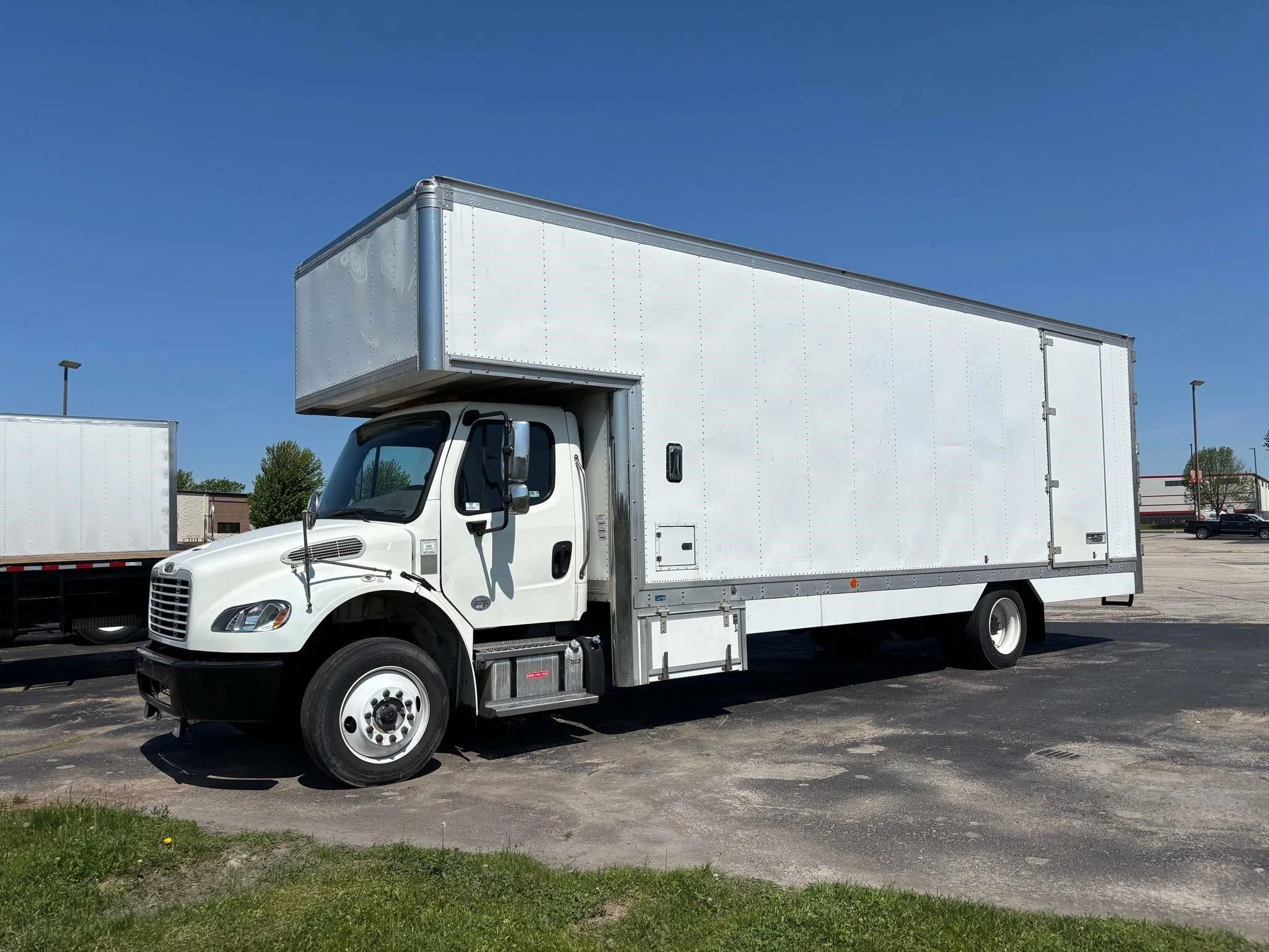 2021 Freightliner eM2