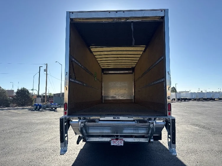 2020 Freightliner M2 106 in Phoenix, AZ — photo 8