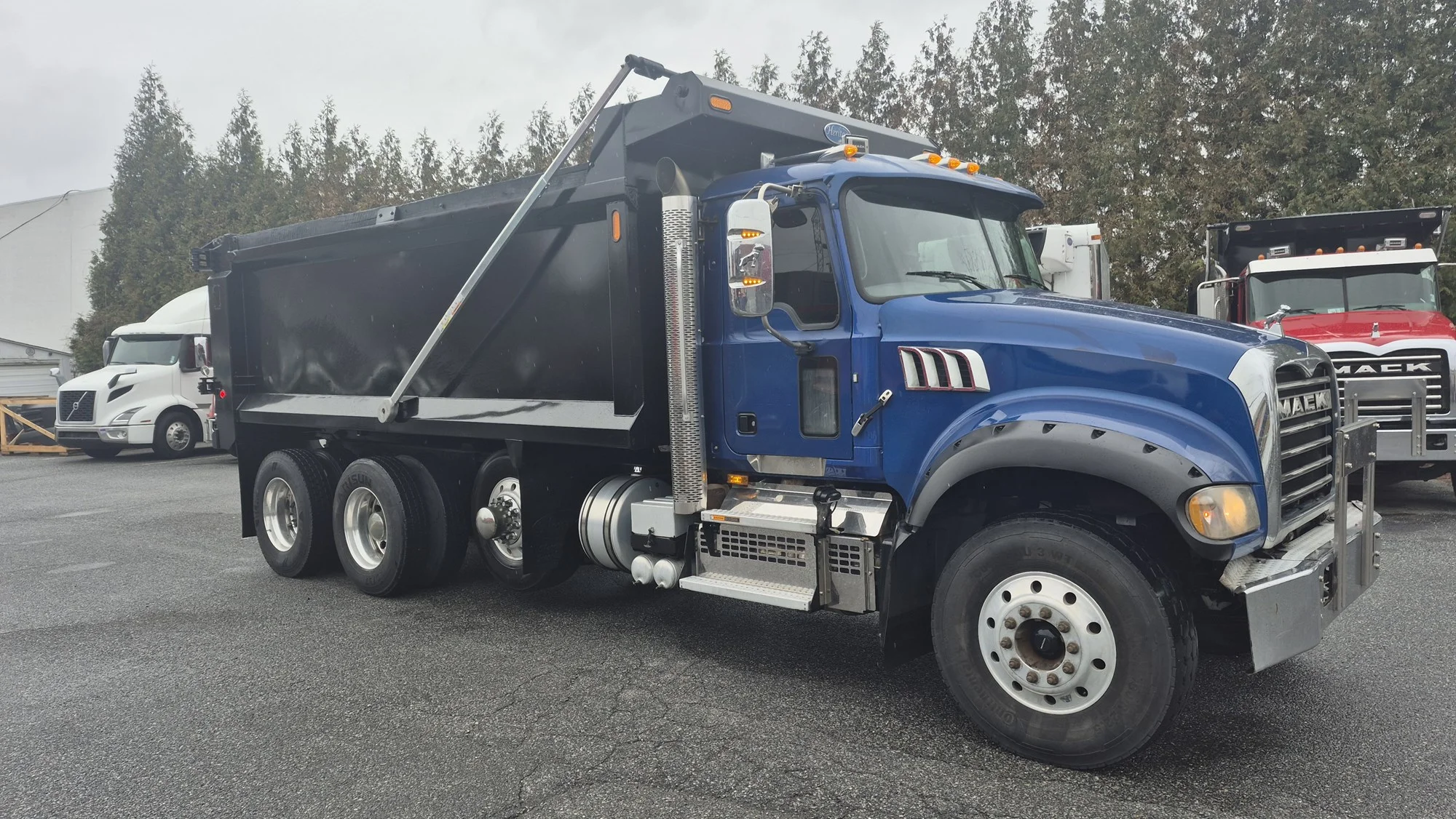2021 Mack Granite in Pennsauken, NJ — photo 3