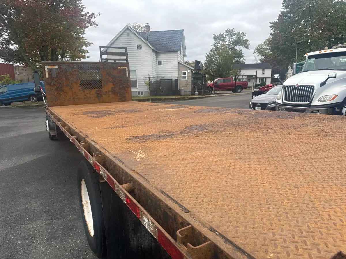 2019 Freightliner M2 106 in Springfield, MA — photo 8
