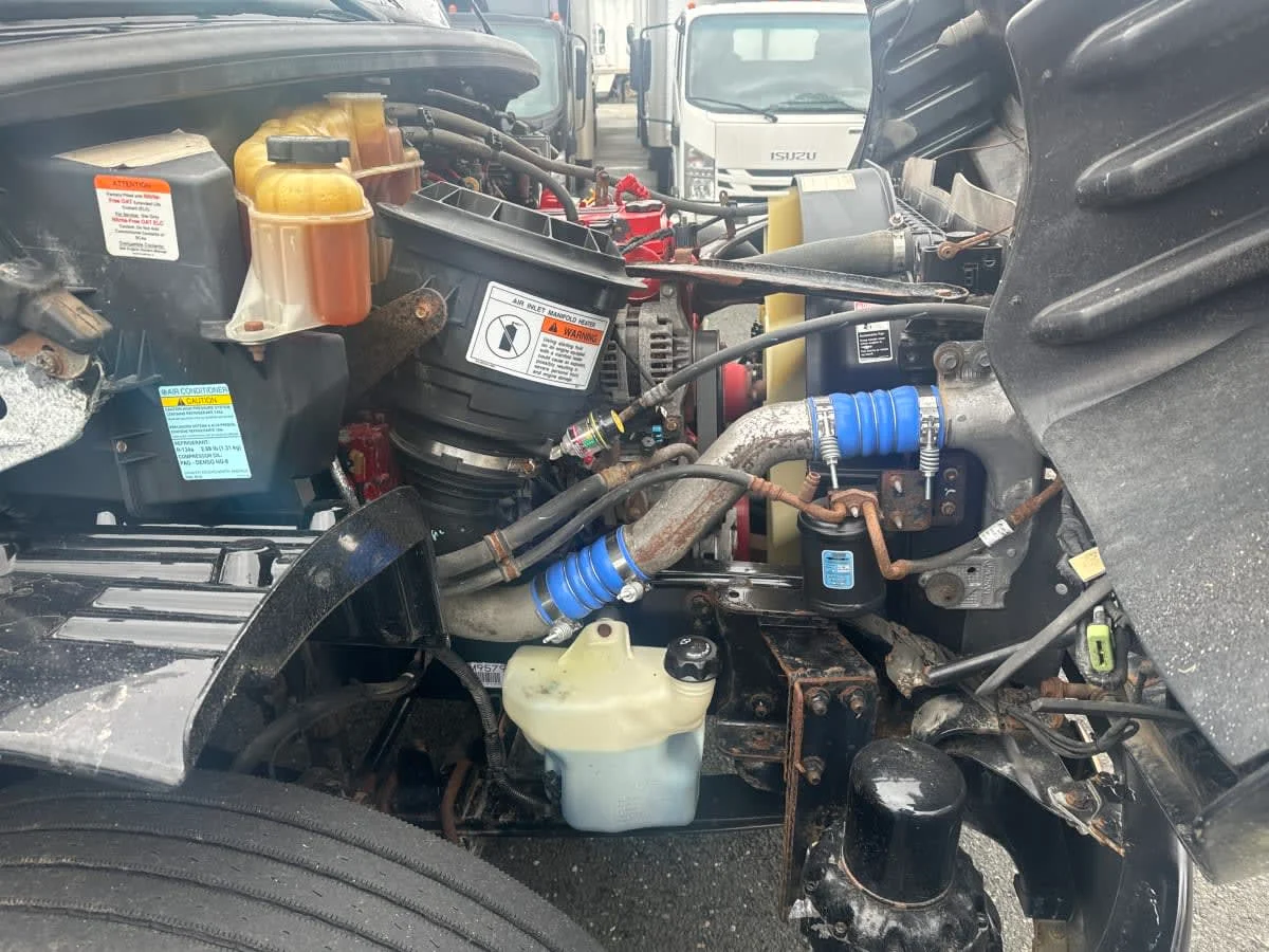 2019 Freightliner M2 106 in Springfield, MA — photo 12