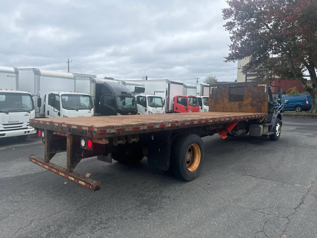 2019 Freightliner M2 106 in Springfield, MA — photo 4