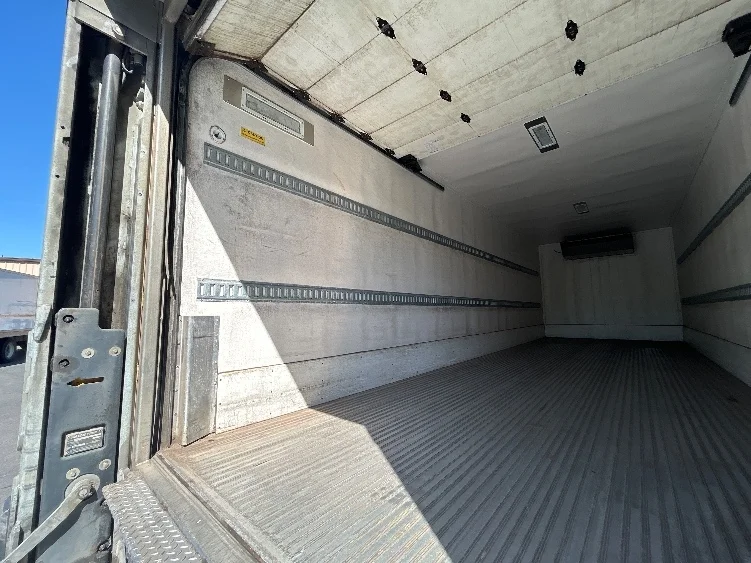 2019 Freightliner eM2 in Portland, OR — photo 10