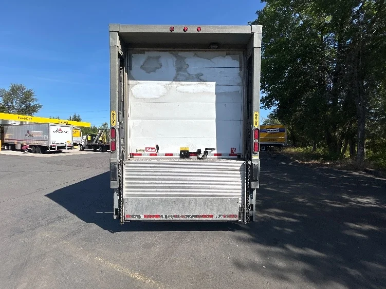 2019 Freightliner eM2 in Portland, OR — photo 7