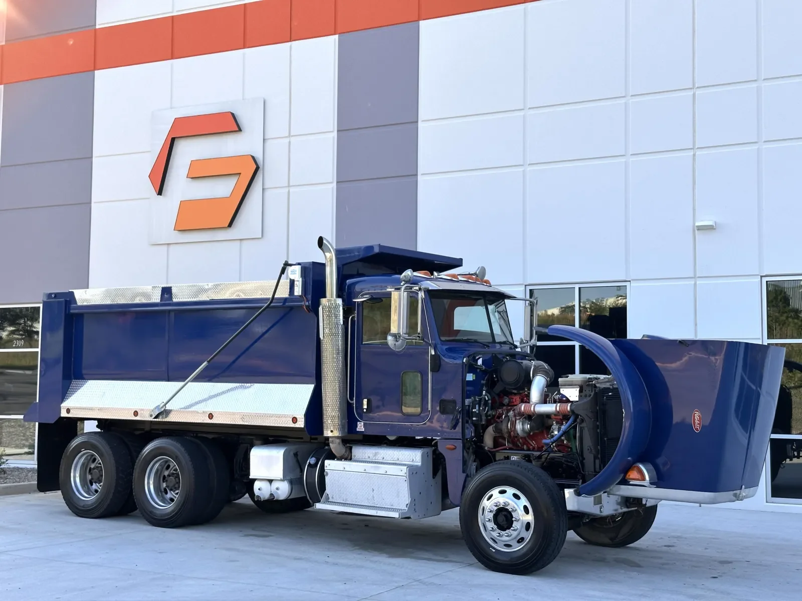 2016 Peterbilt 365 in Greer, SC — photo 10
