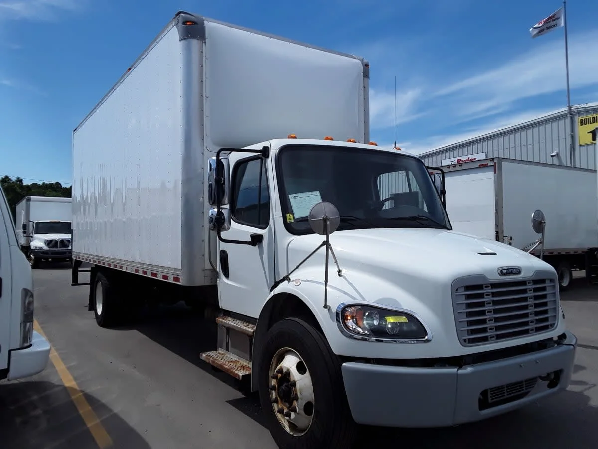 2020 Freightliner M2 106 in Salisbury, MA — photo 3