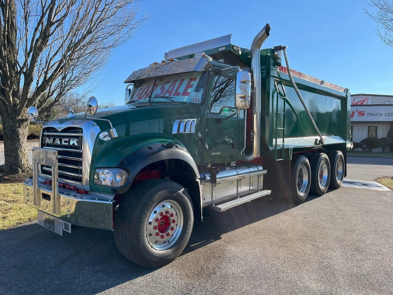 2019 Mack Granite