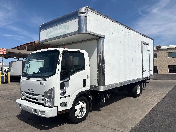 2020 Isuzu NRR in Phoenix, AZ — photo 3