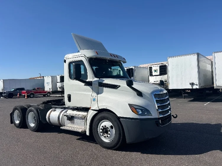 2019 Freightliner Cascadia in Phoenix, AZ