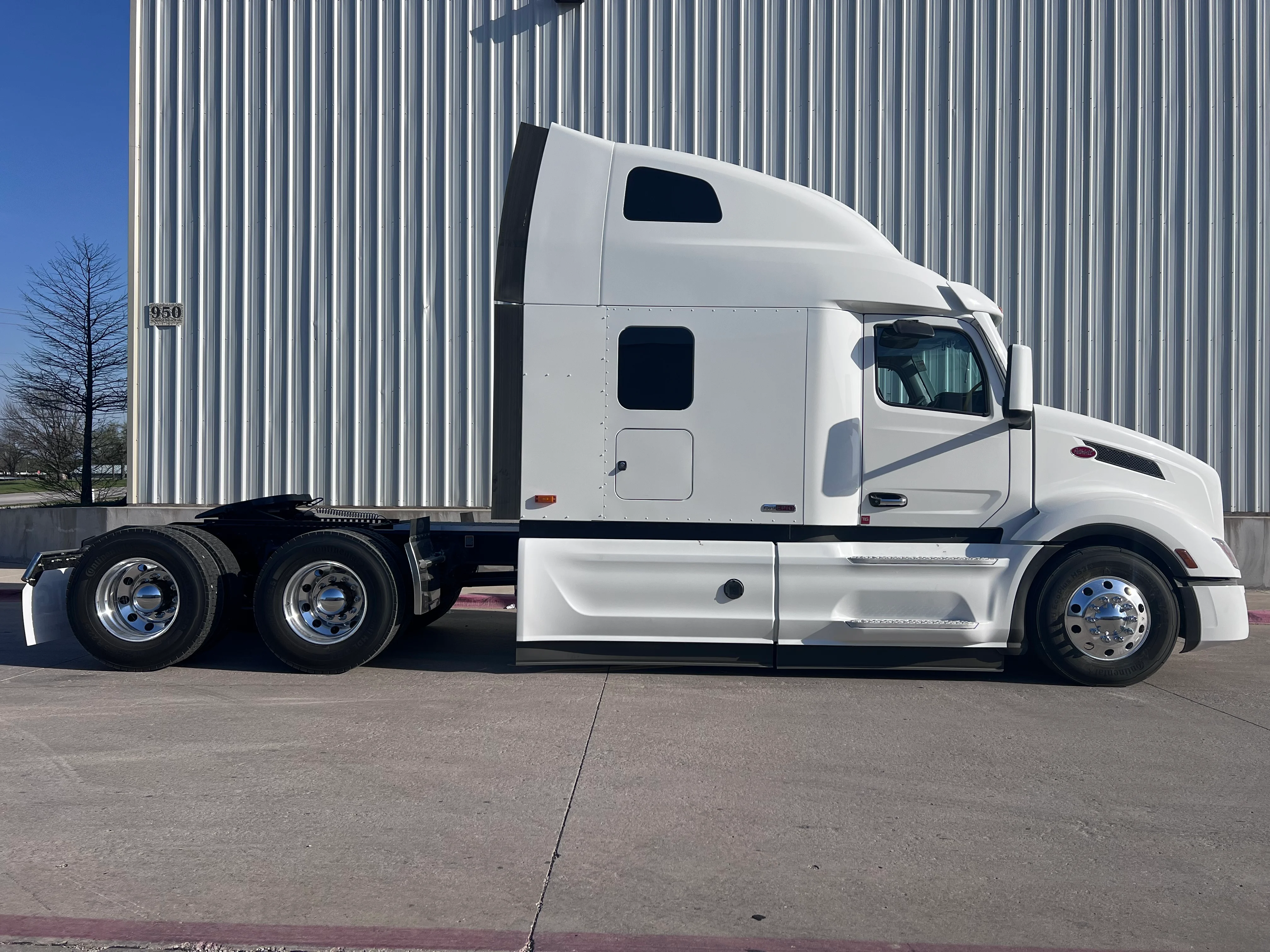 2027 Peterbilt 579 in O'fallon, MO — photo 6