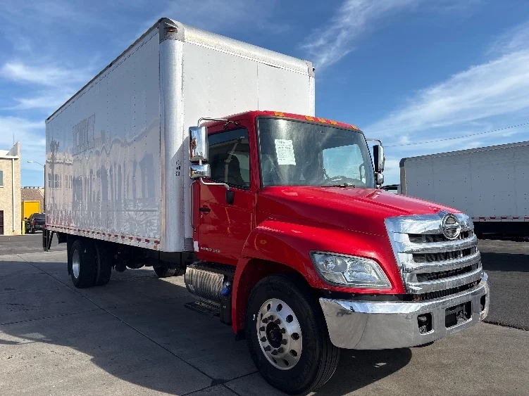 2019 Hino 268 in Phoenix, AZ