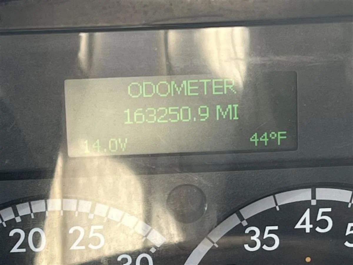 2019 Freightliner M2 106 - image 10