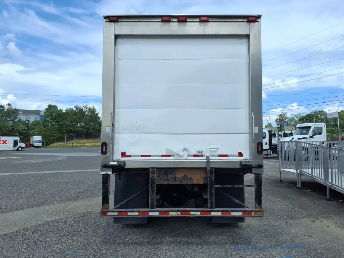 2020 Freightliner M2 106 in Knoxville, TN — photo 5