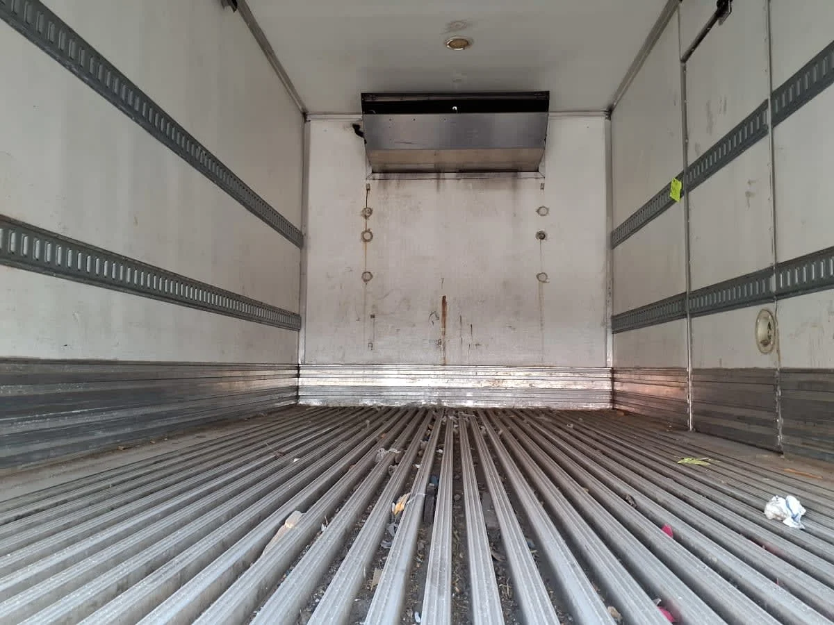 2020 Freightliner M2 106 in Knoxville, TN — photo 9