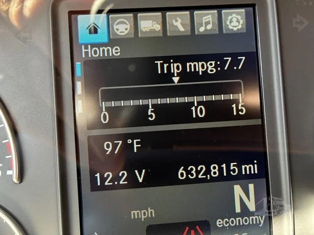 2021 Freightliner Cascadia - image 31