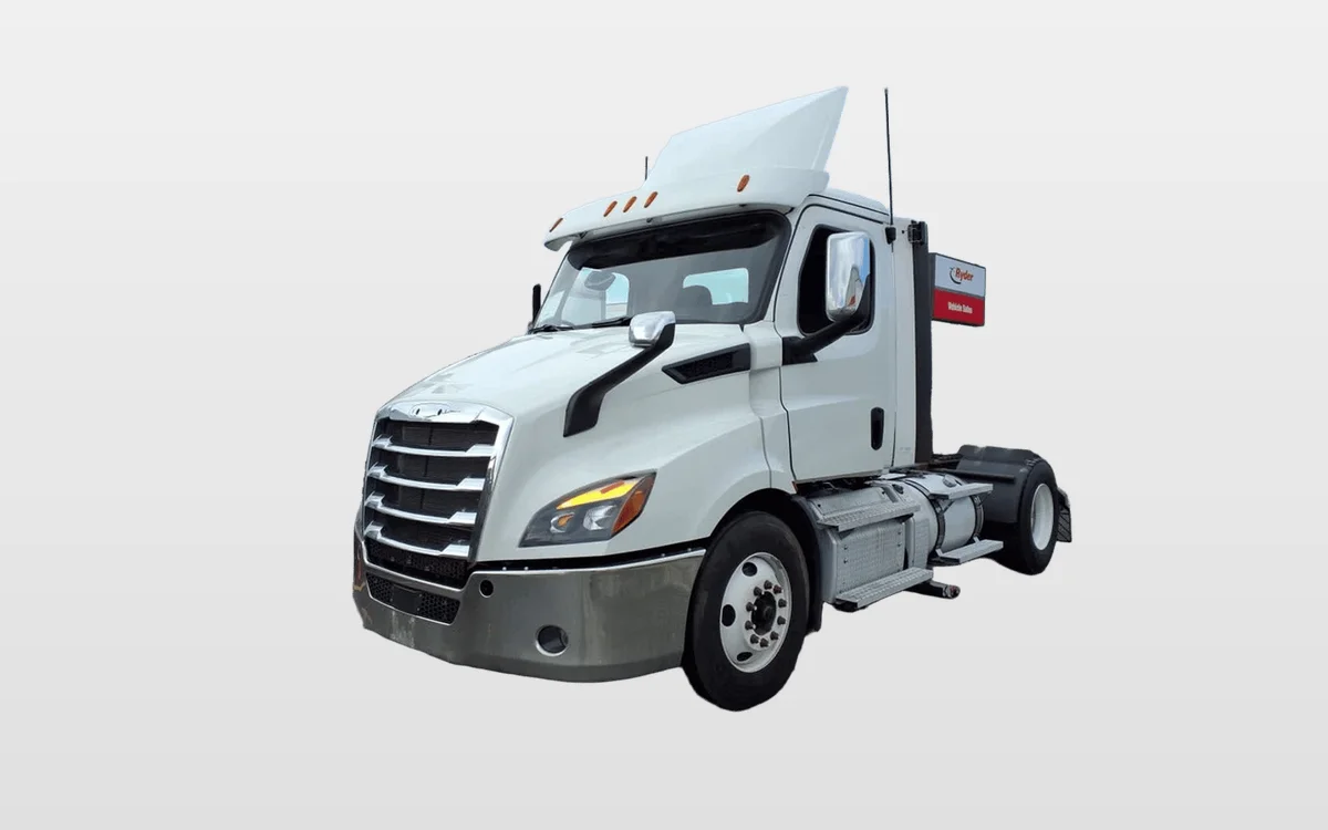 2020 Freightliner Cascadia - image 1