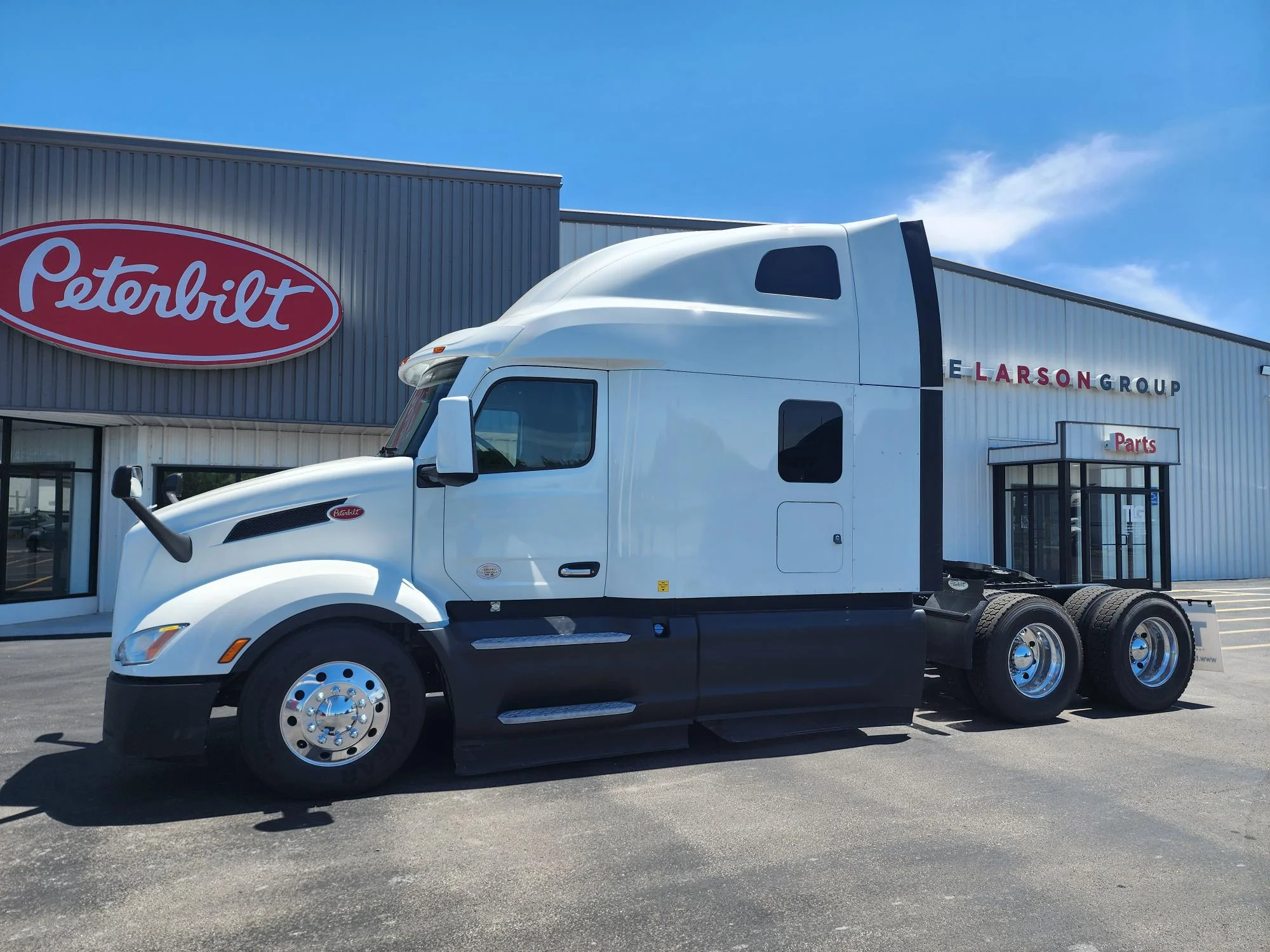 2021 Peterbilt 579 in Sikeston, MO