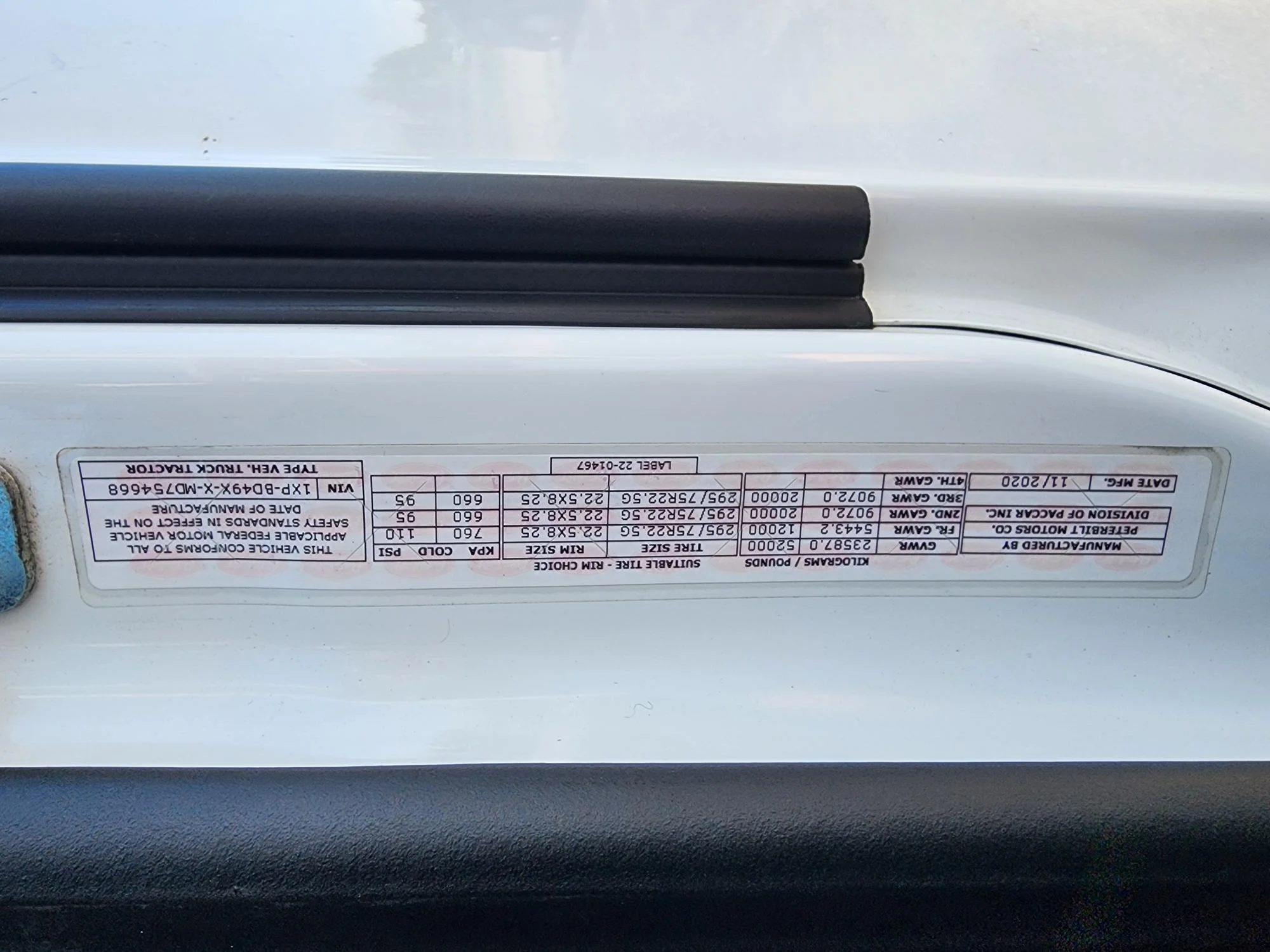 2021 Peterbilt 579 in Sikeston, MO — photo 12