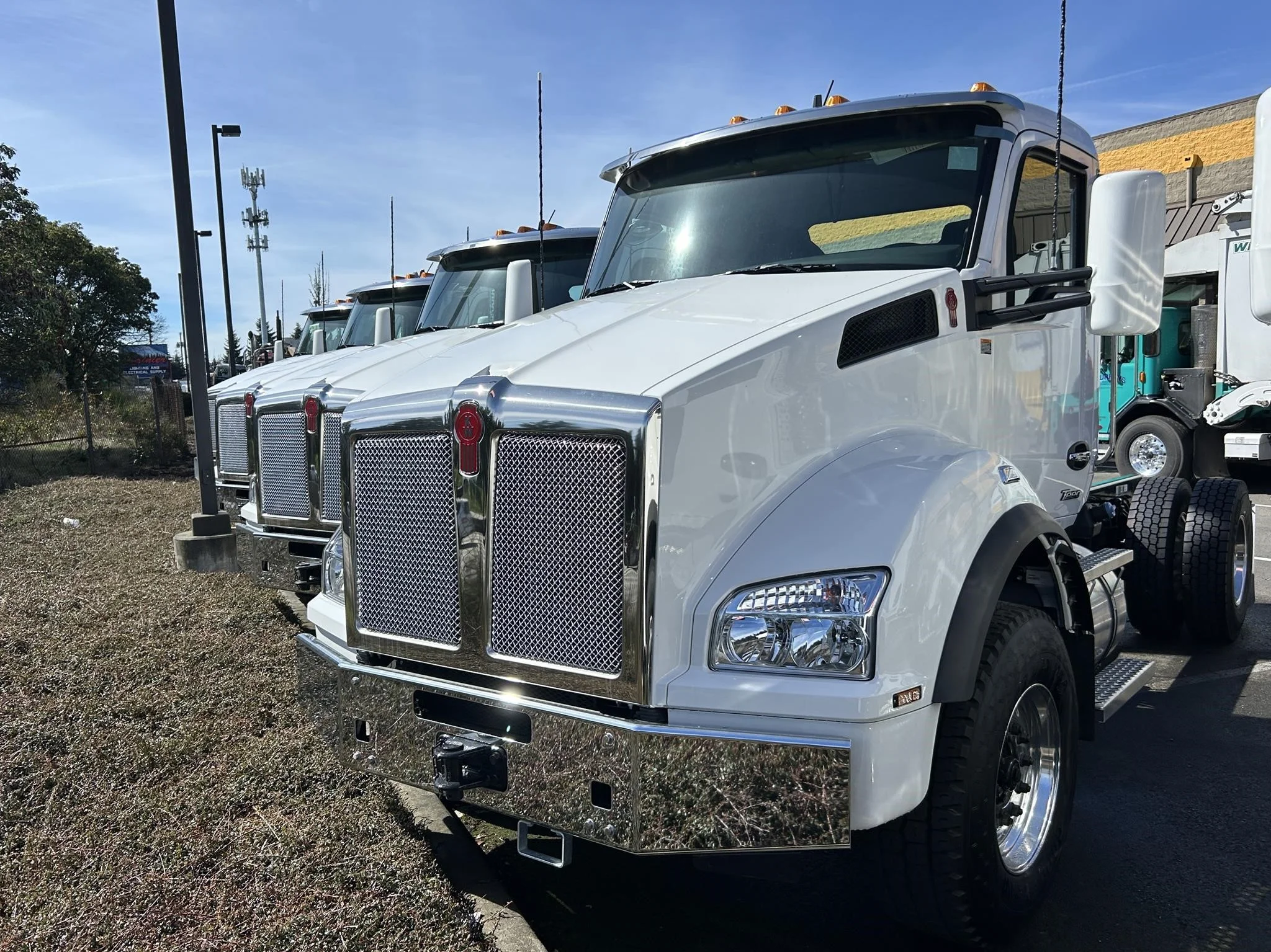 2025 Kenworth T880 in Lakewood, WA