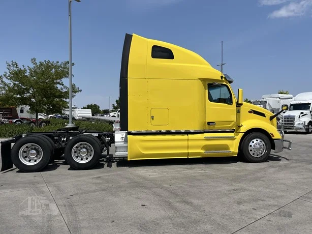 2023 Peterbilt 579 in Salt Lake City, UT — photo 14