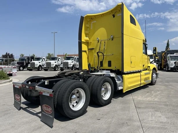 2023 Peterbilt 579 in Salt Lake City, UT — photo 13