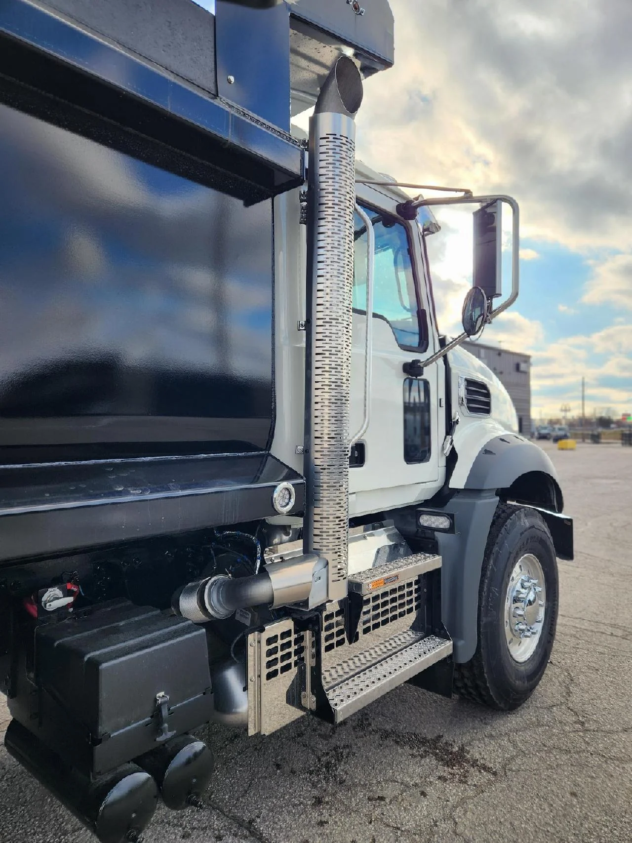 2026 Mack Granite in Indianapolis, IN — photo 18