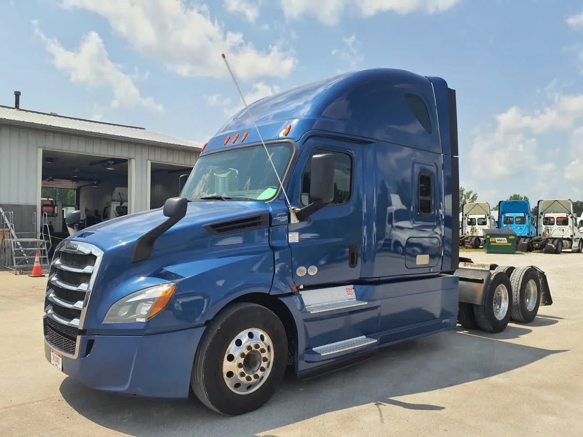 2020 Freightliner Cascadia