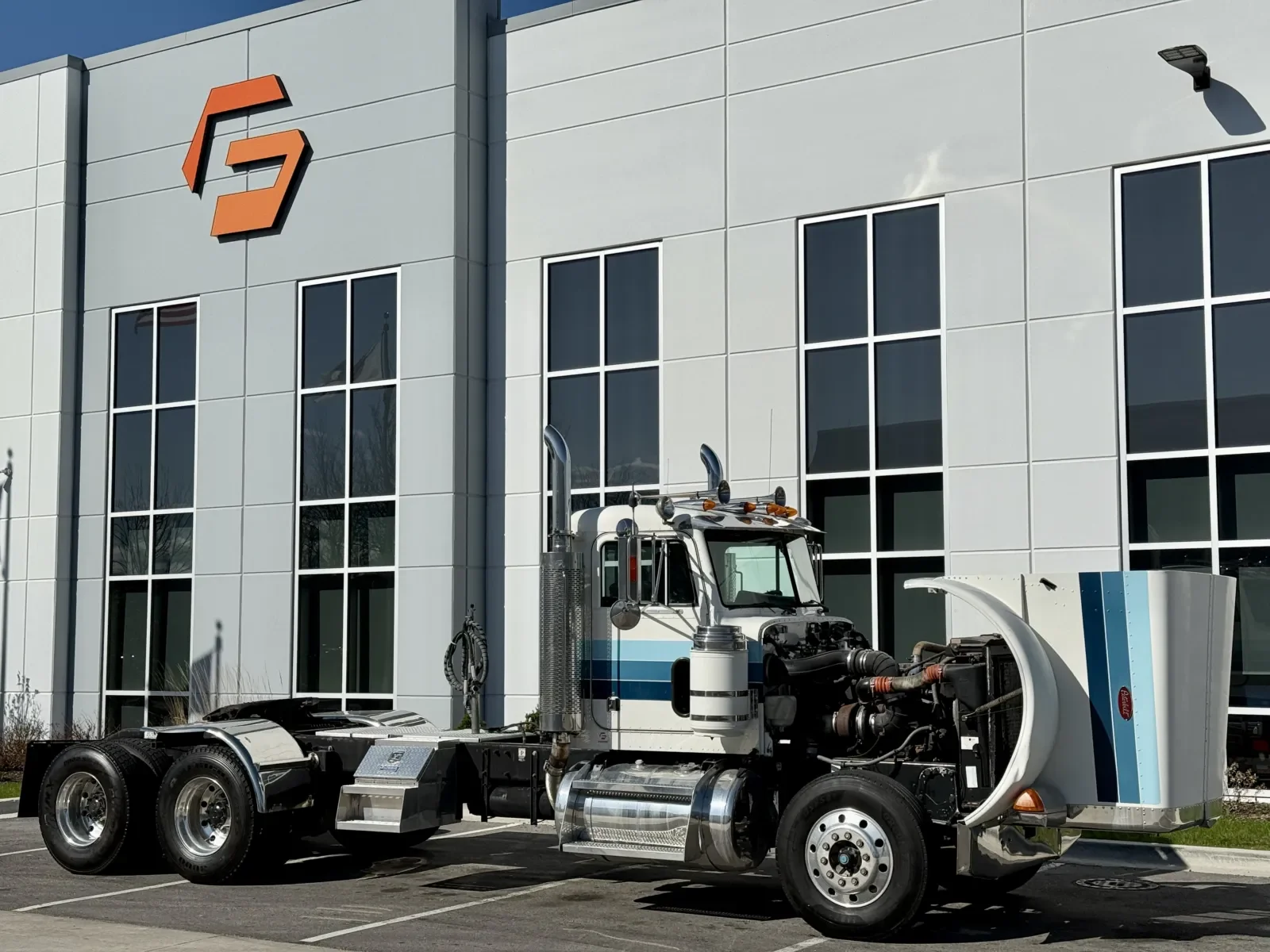 1998 Peterbilt 379 in New Lenox, IL — photo 9