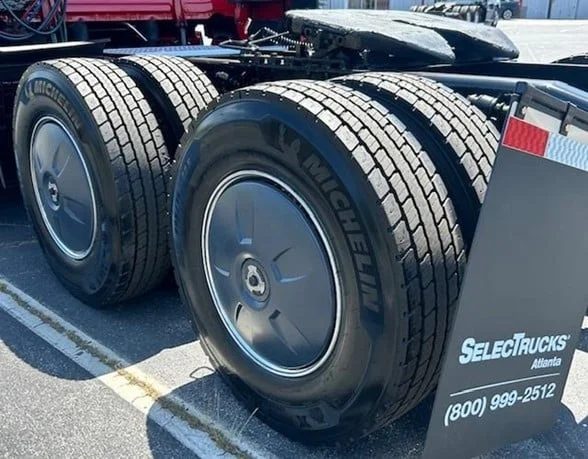 2022 FREIGHTLINER Cascadia 126 - image 10