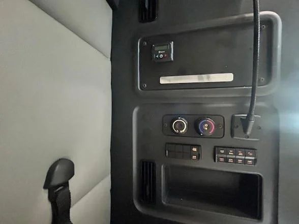 2022 FREIGHTLINER Cascadia 126 - image 29