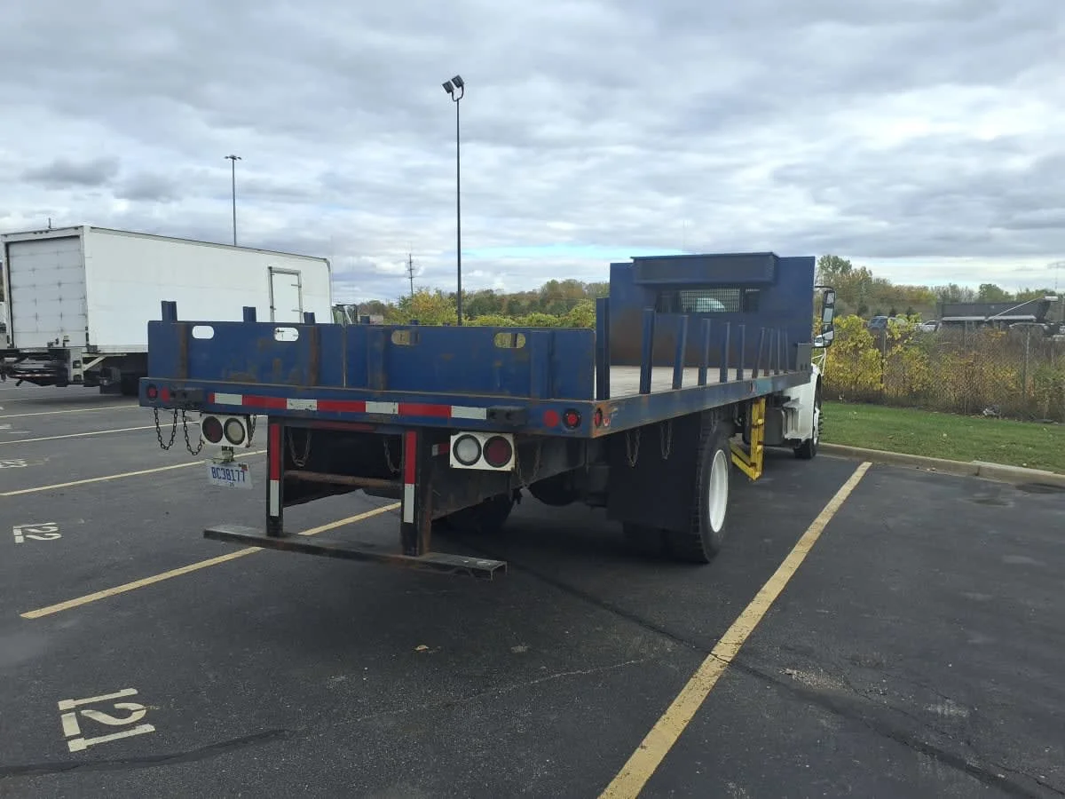 2015 Freightliner M2 106 in Taylor, MI — photo 6
