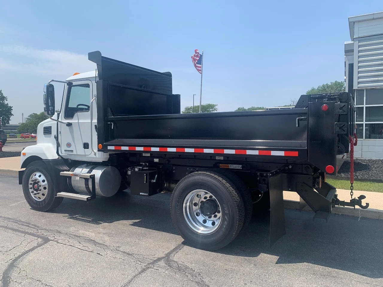 2026 Mack in Cedar Rapids, IA — photo 4