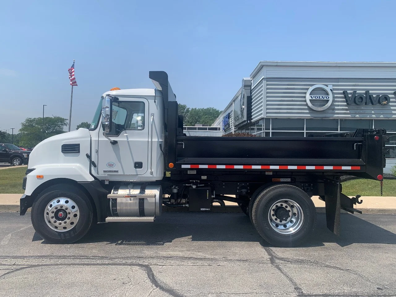 2026 Mack in Cedar Rapids, IA — photo 5