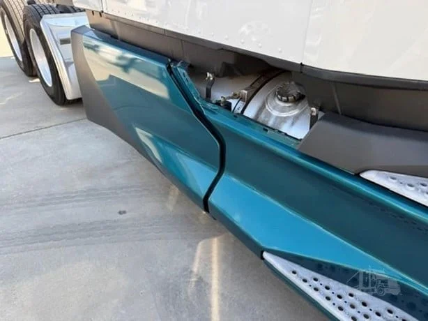 2024 Kenworth T680 in Salt Lake City, UT — photo 4