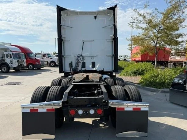 2024 Kenworth T680 in Salt Lake City, UT — photo 6