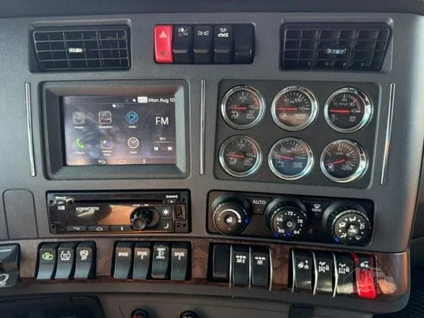 2024 Kenworth T680 in Salt Lake City, UT — photo 15